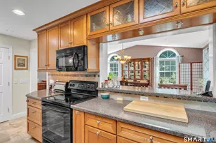 33 Deforest Dr, North Branford, CT 06471 - Photo 9