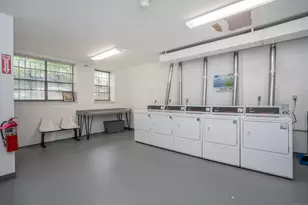 40 Owen St, Hartford, CT 06105 - Photo 13