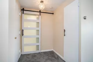 40 Owen St, Hartford, CT 06105 - Photo 5