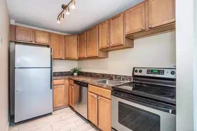 40 Owen Street #C2, Hartford, CT 06105 - Photo 3