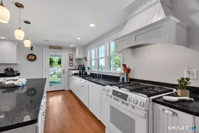8 Owaneco Trail, Old Saybrook, CT 06475 - Photo 13