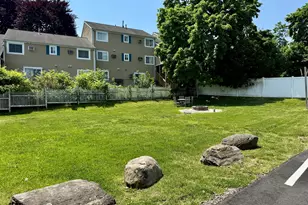 115 Flax Hill Rd, Norwalk, CT 06854 - Photo 3