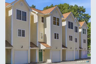 527 West Thames Street #6, Norwich, CT 06360 - Photo 1