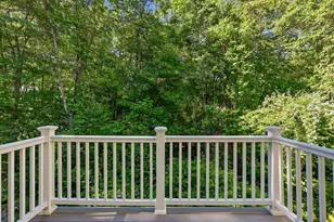 527 West Thames St, Norwich, CT 06360 - Photo 9