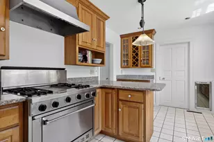 32 Money Point Rd, Stonington, CT 06355 - Photo 13