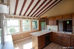 24 Woody Ln, Danbury, CT 06811 - Photo 7