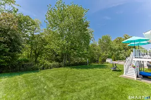 12 Big Spruce Ln, West Haven, CT 06516 - Photo 9