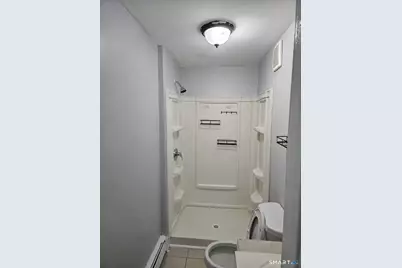 19-21 Whitmore Street, Hartford, CT 06114 - Photo 17