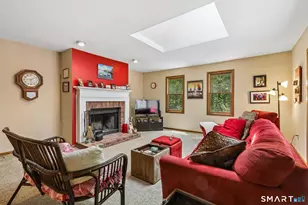 14 Nutmeg Cir, Monroe, CT 06468 - Photo 9