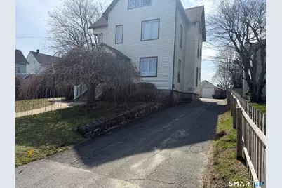 16 McDermott Street, Danbury, CT 06810 - Photo 3