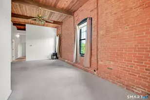 16 Vernon Ave, Vernon, CT 06066 - Photo 7