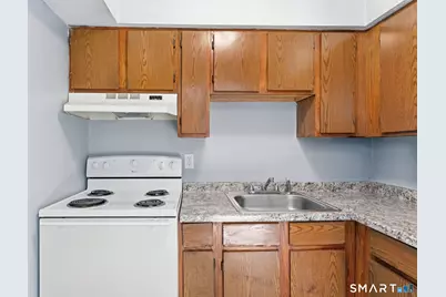 5-7 Warner St Extension #7C, Hartford, CT 06114 - Photo 7