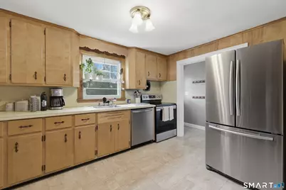 17 Riverdale Road, Enfield, CT 06082 - Photo 13