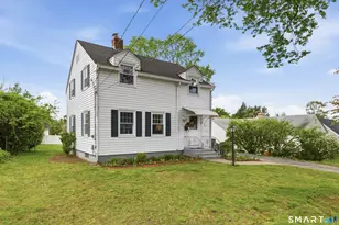 17 Riverdale Rd, Enfield, CT 06082 - Photo 3
