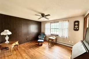 223 Spring St, Windsor Locks, CT 06096 - Photo 5