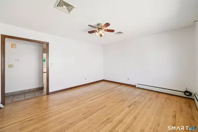 98 Granby Street, Waterbury, CT 06708 - Photo 11