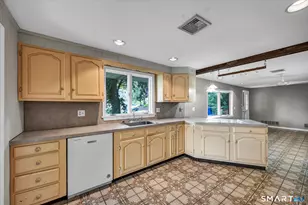 65 Highland Ave, Middletown, CT 06457 - Photo 15