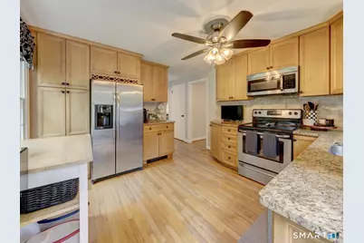 39 Freedom Drive, Canton, CT 06019 - Photo 11