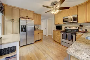 39 Freedom Dr, Canton, CT 06019 - Photo 11