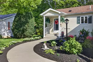 32 Indian Hill Rd, Montville, CT 06382 - Photo 3