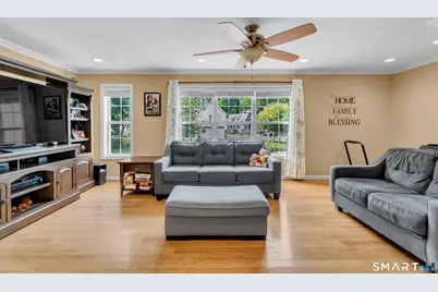 22 2nd Avenue #5, Danbury, CT 06810 - Photo 9
