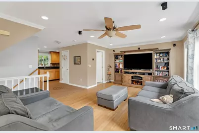 22 2nd Avenue #5, Danbury, CT 06810 - Photo 11