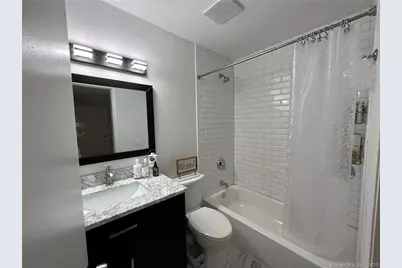 255 Strawberry Hill Avenue #E4, Stamford, CT 06902 - Photo 11