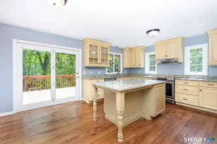 175 Vernon Street W, Manchester, CT 06042 - Photo 3