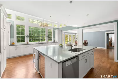 16 Pilgrim Lane, Weston, CT 06883 - Photo 9