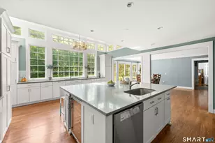 16 Pilgrim Ln, Weston, CT 06883 - Photo 9