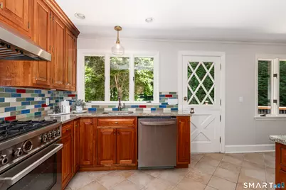 400 Beacon Hill Drive, Cheshire, CT 06410 - Photo 11