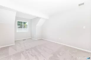 190 Tomlinson Ave, Plainville, CT 06062 - Photo 19