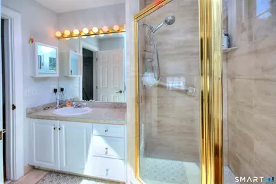 13 Darien Close #13, Darien, CT 06820 - Photo 15