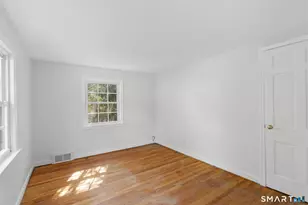 77 Washington St, Manchester, CT 06042 - Photo 17