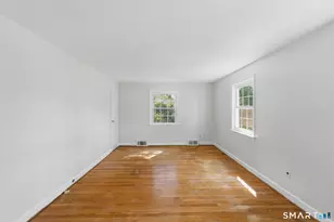77 Washington St, Manchester, CT 06042 - Photo 23