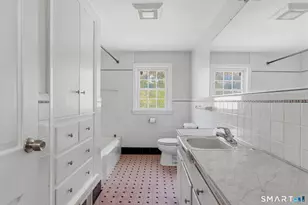 77 Washington St, Manchester, CT 06042 - Photo 19