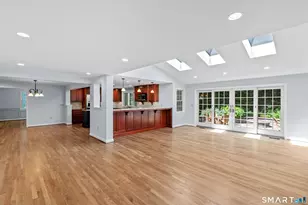 23 Lawton Dr, Simsbury, CT 06070 - Photo 9