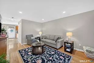 221 Brentwood Dr, Wallingford, CT 06492 - Photo 7