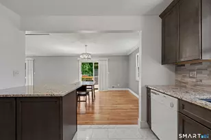 22 Nedley Ln, Greenwich, CT 06831 - Photo 11