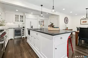 8 Glenwood Dr, Darien, CT 06820 - Photo 9