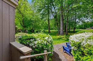 261 Agawam Dr, Stratford, CT 06614 - Photo 5