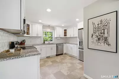 22 Rockledge Drive, West Hartford, CT 06107 - Photo 9