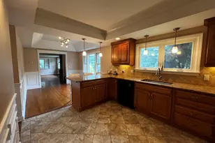 253 Arch Rd, Avon, CT 06001 - Photo 7
