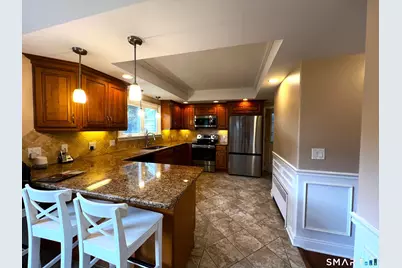 253 Arch Road, Avon, CT 06001 - Photo 5