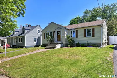 281 Kelsey Avenue, West Haven, CT 06516 - Photo 1