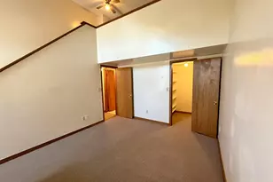 105 Tremont Ave, Bridgeport, CT 06606 - Photo 13