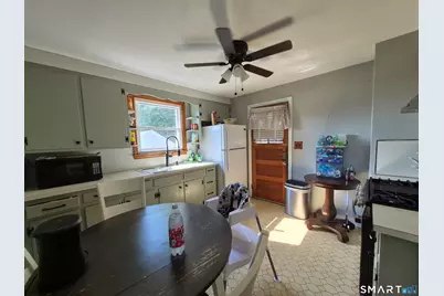 55 Massachusetts Avenue, East Haven, CT 06512 - Photo 5
