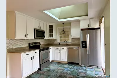 11 Kimberly Road, West Hartford, CT 06107 - Photo 5