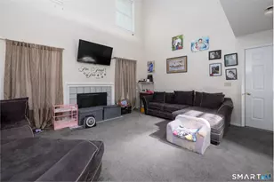 205 Oakbrook Ln, Torrington, CT 06790 - Photo 15