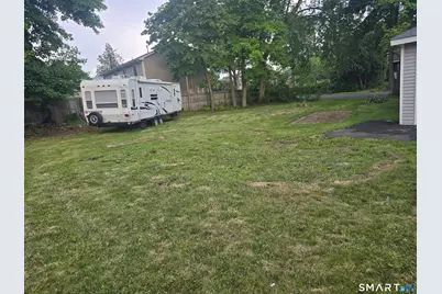 19 Jamaica Street, Bristol, CT 06010 - Photo 25